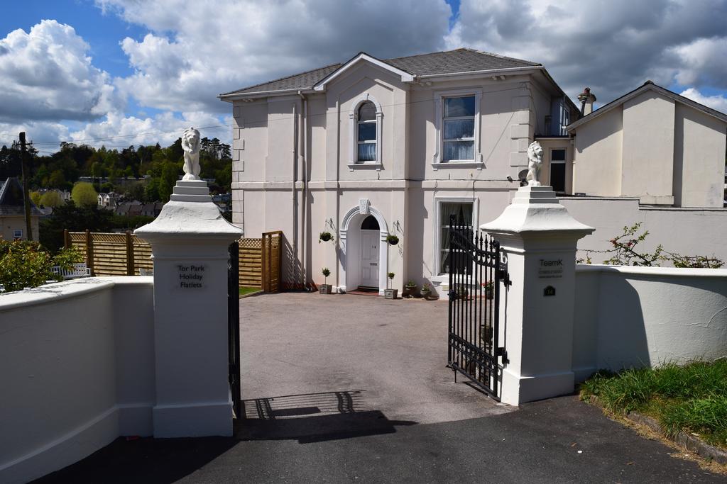 Tor Park Holiday Flatlets Torquay Exterior photo